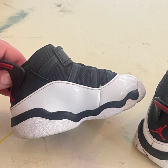 Toddler Air Jordan 6 Rings Basketball Shoes - Picture 4 of 8